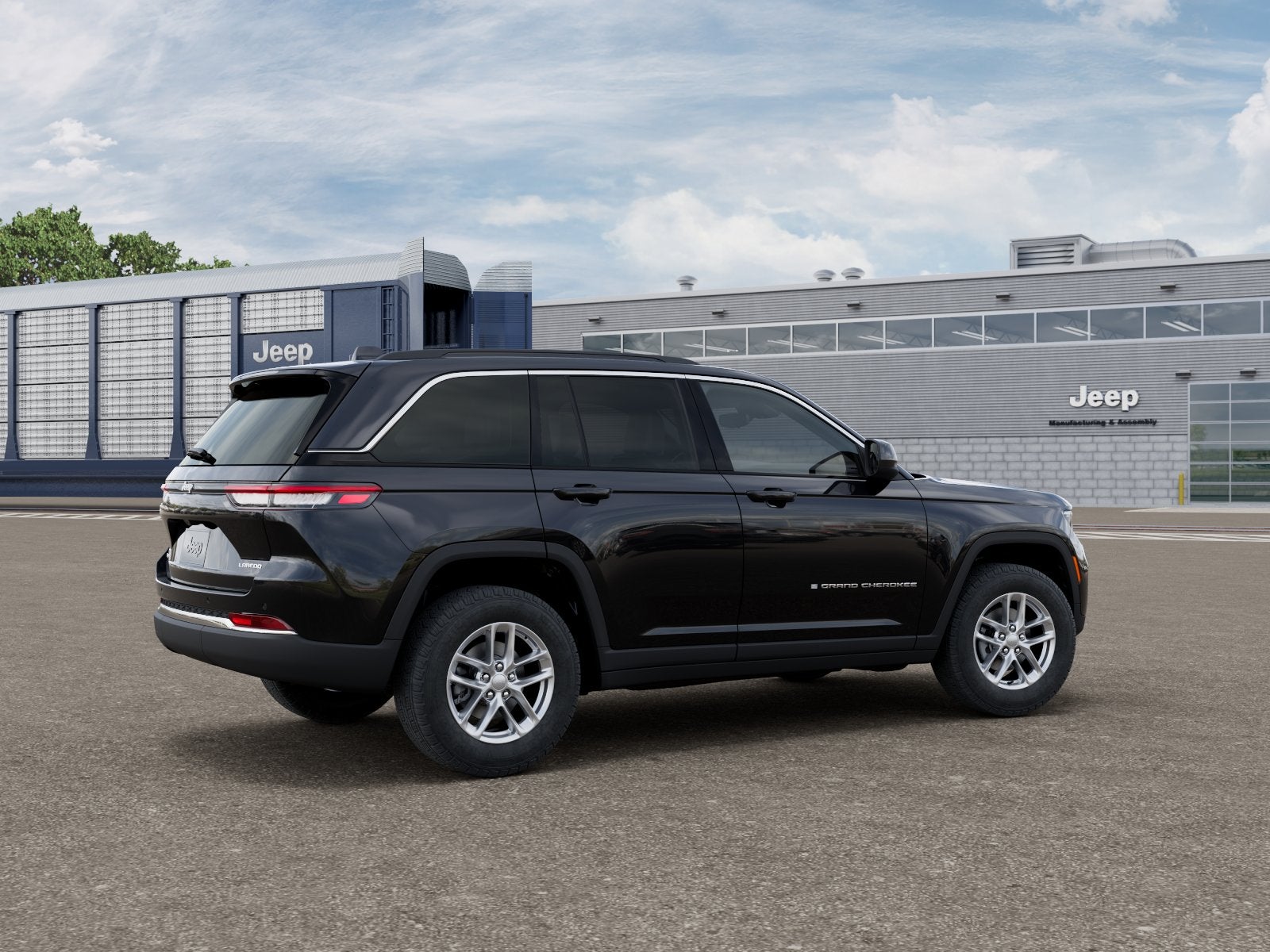 2026 Jeep Grand Cherokee GRAND CHEROKEE LAREDO X 4X4
