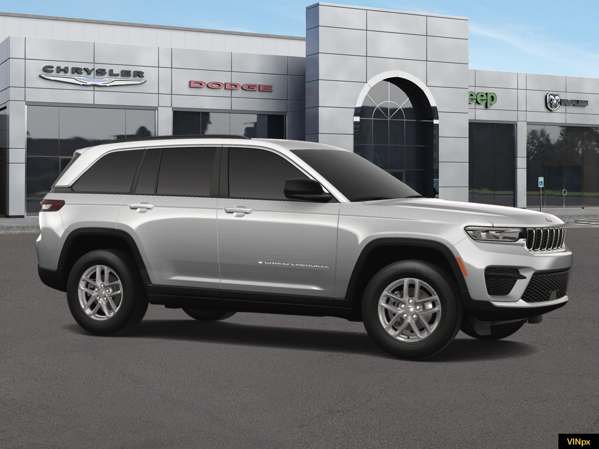 2025 Jeep Grand Cherokee GRAND CHEROKEE LAREDO X 4X4