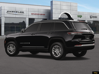 2025 Jeep Grand Cherokee GRAND CHEROKEE LAREDO X 4X4