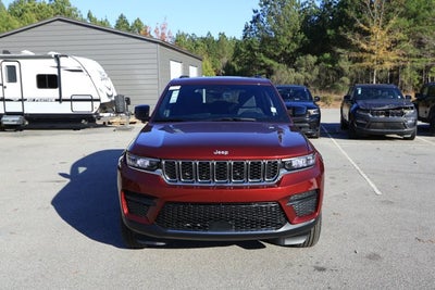 2025 Jeep Grand Cherokee GRAND CHEROKEE LAREDO X 4X4