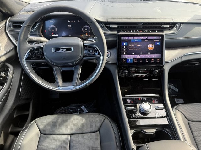 2025 Jeep Grand Cherokee GRAND CHEROKEE OVERLAND 4X4