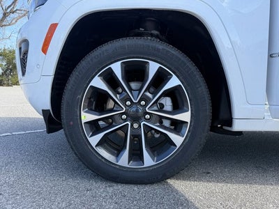 2025 Jeep Grand Cherokee GRAND CHEROKEE OVERLAND 4X4