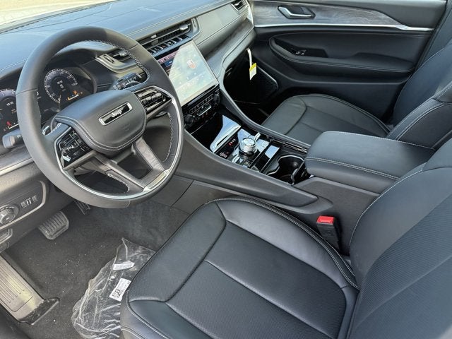 2025 Jeep Grand Cherokee GRAND CHEROKEE OVERLAND 4X4