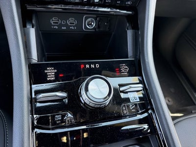 2025 Jeep Grand Cherokee GRAND CHEROKEE OVERLAND 4X4