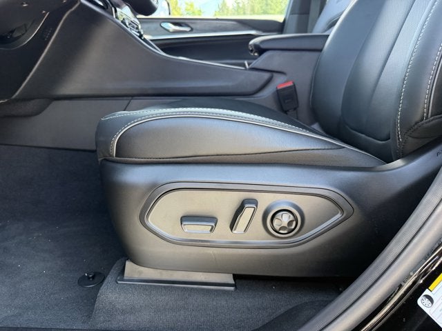 2025 Jeep Grand Cherokee GRAND CHEROKEE OVERLAND 4X4