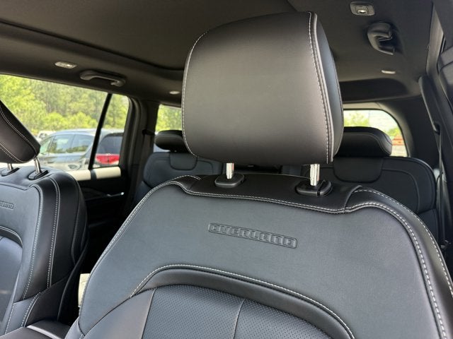 2025 Jeep Grand Cherokee GRAND CHEROKEE OVERLAND 4X4