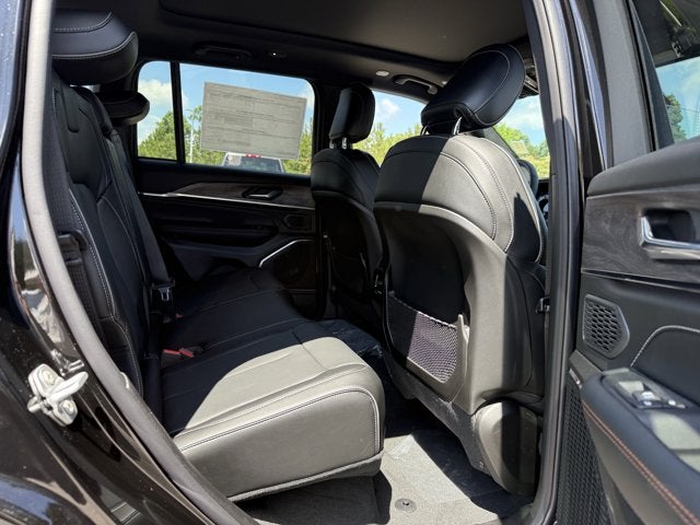 2025 Jeep Grand Cherokee GRAND CHEROKEE OVERLAND 4X4