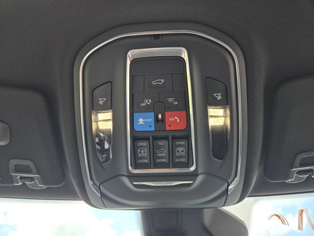 2025 Jeep Grand Cherokee GRAND CHEROKEE OVERLAND 4X4