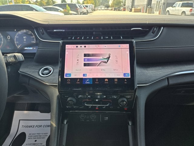 2025 Jeep Grand Cherokee GRAND CHEROKEE OVERLAND 4X4