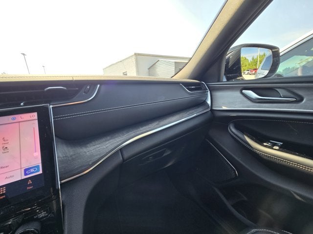 2025 Jeep Grand Cherokee GRAND CHEROKEE OVERLAND 4X4