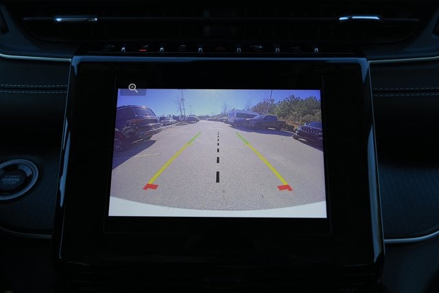 2023 Jeep Grand Cherokee L Laredo 4x2