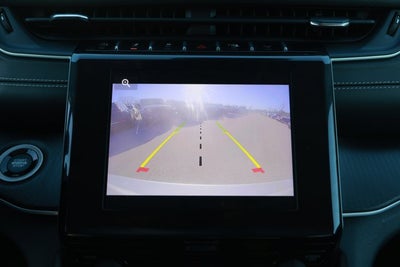 2023 Jeep Grand Cherokee L Laredo 4x2