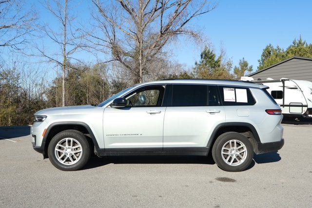 2023 Jeep Grand Cherokee L Laredo 4x2
