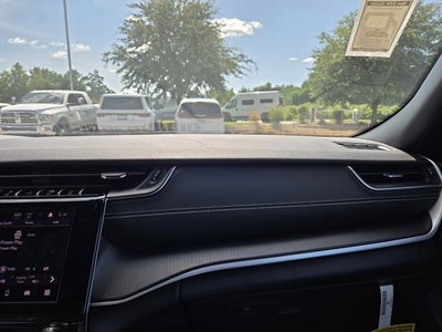 2025 Jeep Grand Cherokee GRAND CHEROKEE L ALTITUDE 4X2