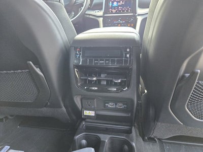 2025 Jeep Grand Cherokee GRAND CHEROKEE L ALTITUDE 4X2