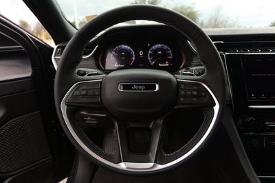 2025 Jeep Grand Cherokee GRAND CHEROKEE L LAREDO X 4X2