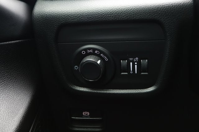 2025 Jeep Grand Cherokee GRAND CHEROKEE L LAREDO X 4X2