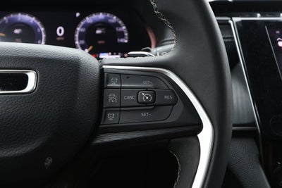 2023 Jeep Grand Cherokee L Laredo 4x2