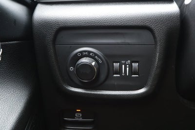 2023 Jeep Grand Cherokee L Laredo 4x2