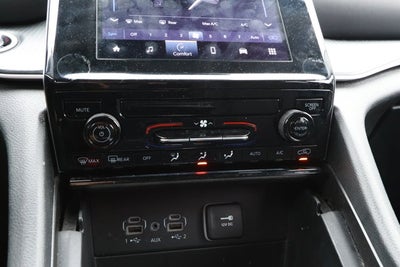 2023 Jeep Grand Cherokee L Laredo 4x2