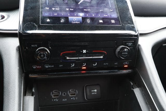 2023 Jeep Grand Cherokee L Laredo 4x2