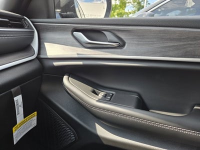 2025 Jeep Grand Cherokee GRAND CHEROKEE L LIMITED 4X2