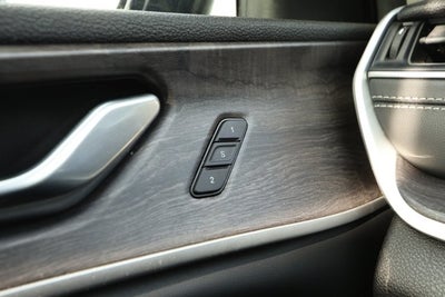 2023 Jeep Grand Cherokee L Limited 4x2