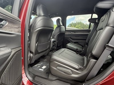 2025 Jeep Grand Cherokee GRAND CHEROKEE L LIMITED 4X2