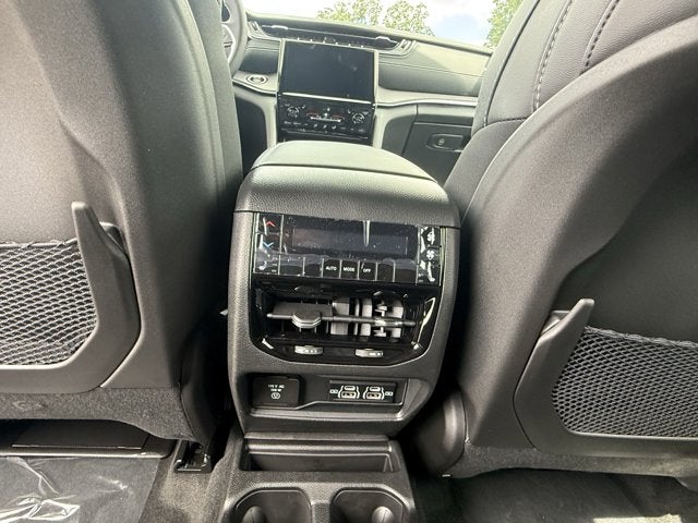 2025 Jeep Grand Cherokee GRAND CHEROKEE L LIMITED 4X2