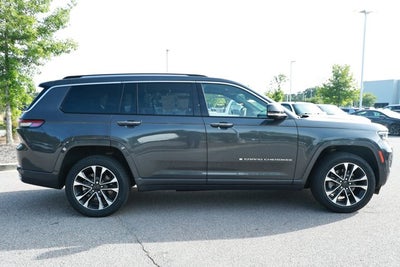 2022 Jeep Grand Cherokee L Overland 4x2