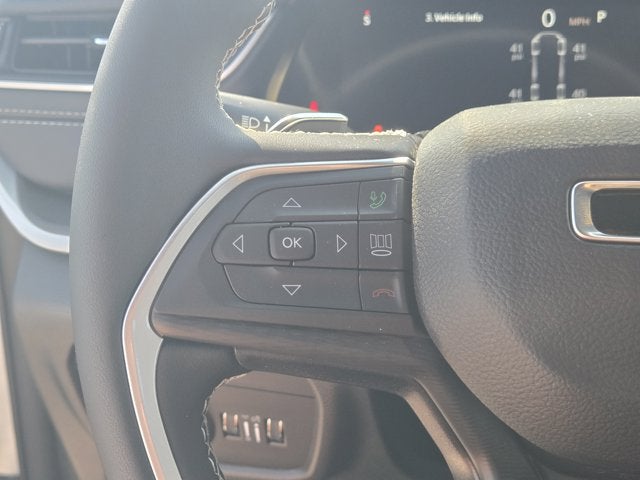 2025 Jeep Grand Cherokee GRAND CHEROKEE L LAREDO X 4X4