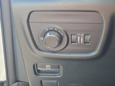 2025 Jeep Grand Cherokee GRAND CHEROKEE L LAREDO X 4X4