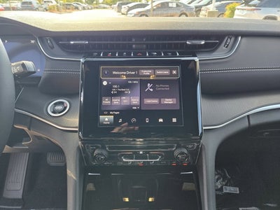 2025 Jeep Grand Cherokee GRAND CHEROKEE L LAREDO X 4X4