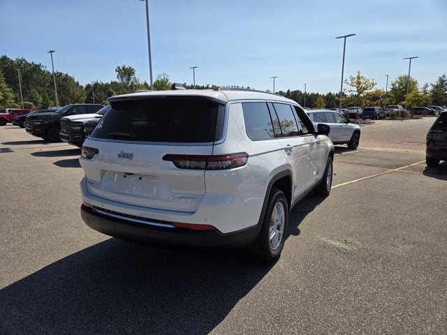 2025 Jeep Grand Cherokee GRAND CHEROKEE L LAREDO X 4X4