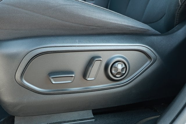 2023 Jeep Grand Cherokee L Laredo 4x4