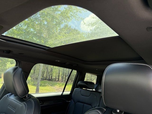 2025 Jeep Grand Cherokee GRAND CHEROKEE L OVERLAND 4X4