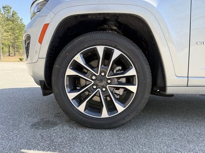 2025 Jeep Grand Cherokee GRAND CHEROKEE L OVERLAND 4X4