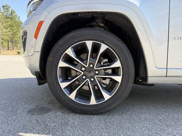2025 Jeep Grand Cherokee GRAND CHEROKEE L OVERLAND 4X4