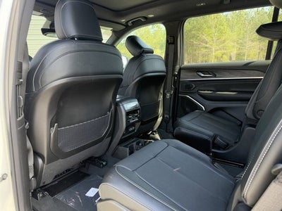 2025 Jeep Grand Cherokee GRAND CHEROKEE L OVERLAND 4X4