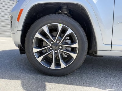 2025 Jeep Grand Cherokee GRAND CHEROKEE L OVERLAND 4X4