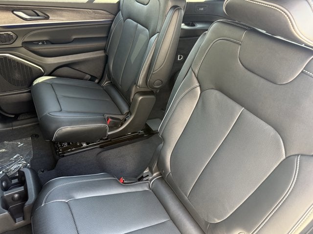 2025 Jeep Grand Cherokee GRAND CHEROKEE L OVERLAND 4X4