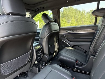 2025 Jeep Grand Cherokee GRAND CHEROKEE L OVERLAND 4X4