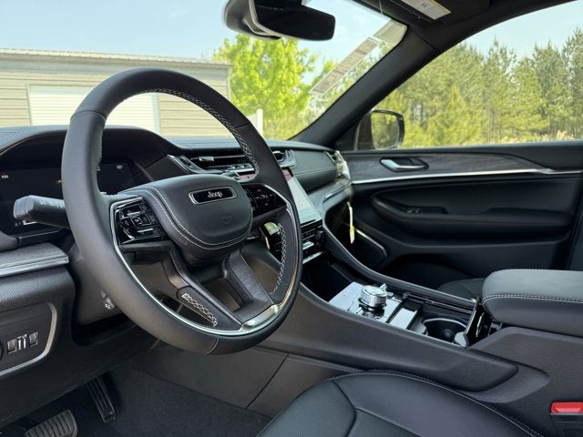 2025 Jeep Grand Cherokee GRAND CHEROKEE L OVERLAND 4X4