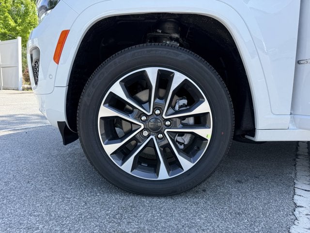 2025 Jeep Grand Cherokee GRAND CHEROKEE L OVERLAND 4X4