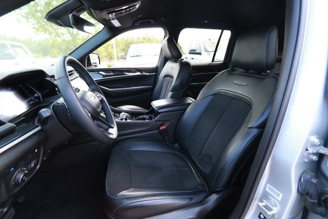 2022 Jeep Grand Cherokee 4xe Trailhawk 4x4