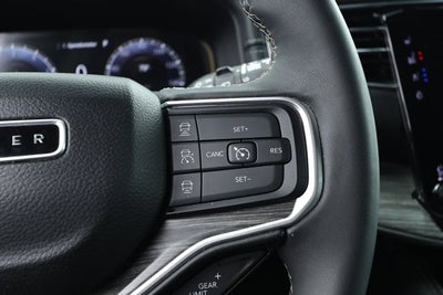 2024 Jeep Wagoneer L Series II 4x2