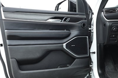 2024 Jeep Wagoneer L Series II 4x2