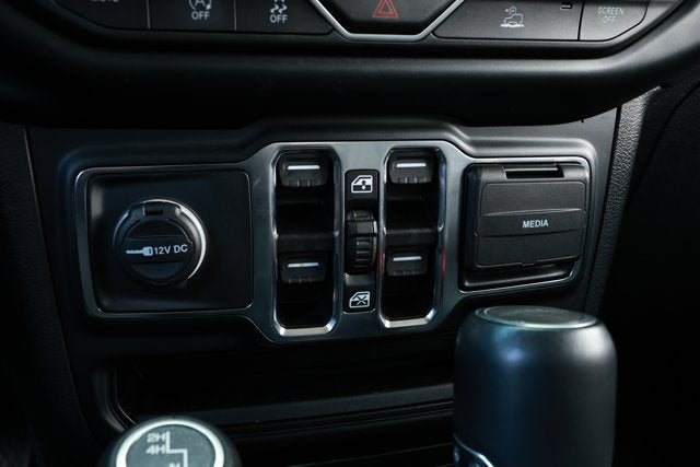 2022 Jeep Gladiator Overland 4x4