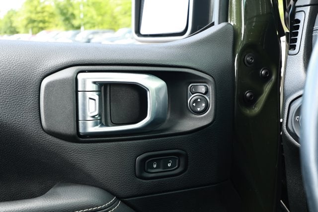 2022 Jeep Gladiator Overland 4x4