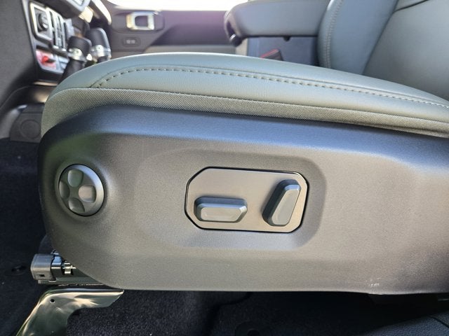 2025 Jeep Gladiator GLADIATOR MOJAVE 4X4